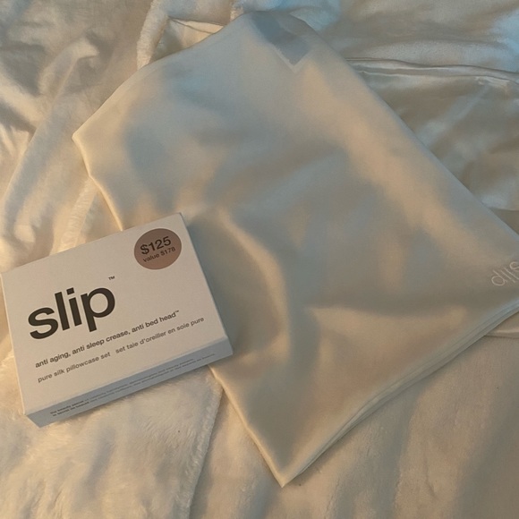 slip Other - Silk pillowcases by Slip